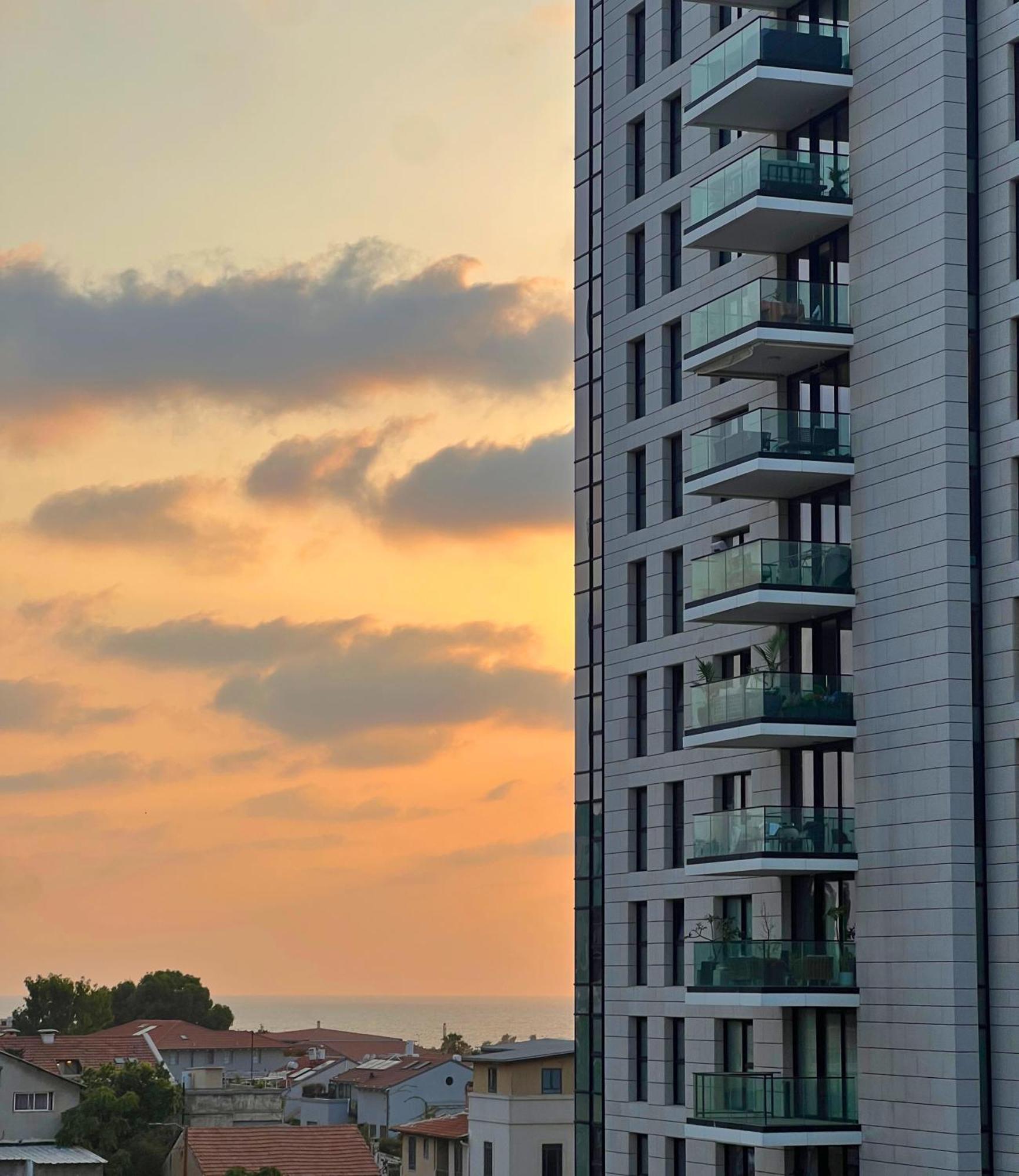 Romano Neve Tzedek Penthouse Apartment *